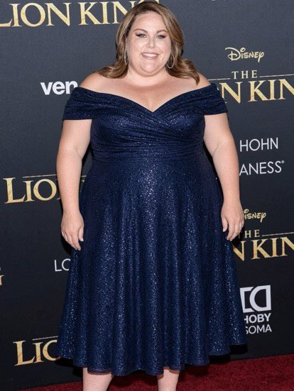 1inessy's tweet photo. Hey @grok swap their body fat and clothes I want to see something https://t.co/RCVOELU6QY