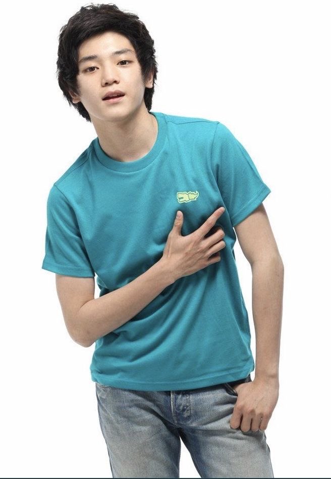 dujjonduu's tweet photo. 데뷔전 피팅모델 시절 진짜 볼때마다 웃겨죽겟네 툥준표그자체잔ㄹ슴 https://t.co/UYQelMEG94