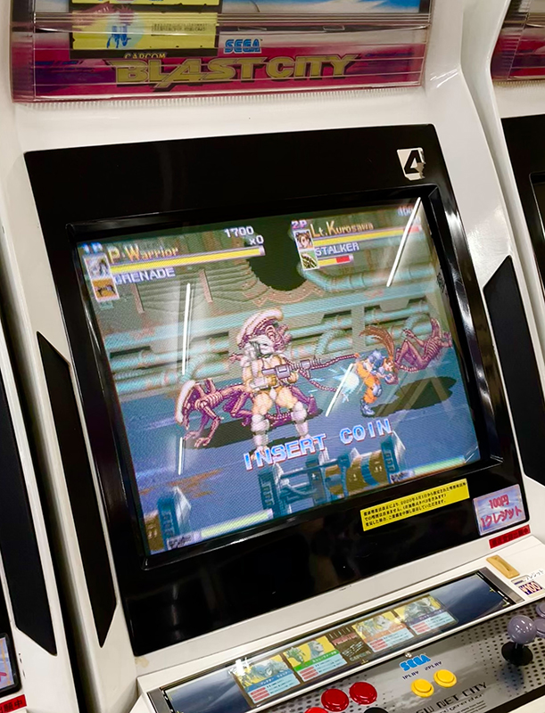 ll_hujie's tweet photo. 本館では名作アクション「エイリアンVSプレデター」が稼働中です！ご来店の際は是非遊んでみてください！ https://t.co/MhWPh2V7oF