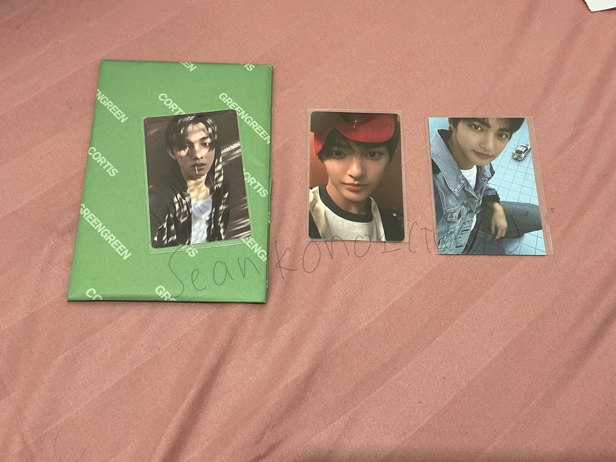 seankono1's tweet photo. wts topmer, denim, portrait B unsealed 

rd kamar, siap kirim 📦
manual/oren 🍊

#coersell #wts #pckeonho #pcseonghyeon #pccortis https://t.co/6yFBQLJBBo