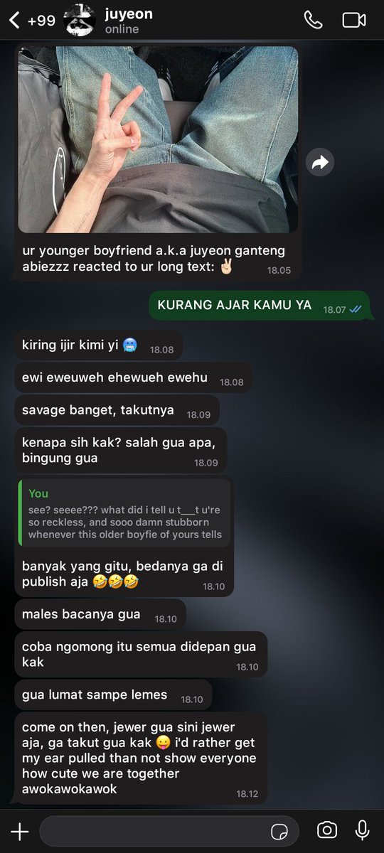 novsantara's tweet photo. junkang three tweets au — mendadak di-virain gara gara live gitaran sambil mangku pacar https://t.co/GTDD8R2Pkg