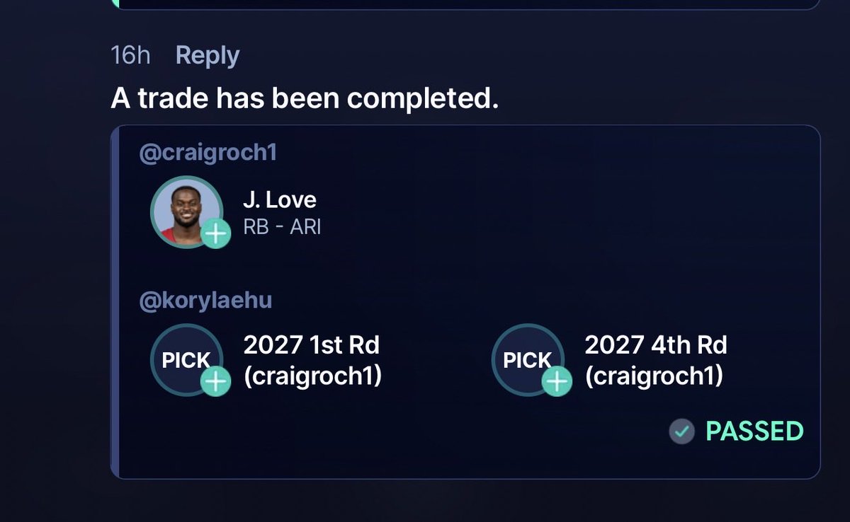 billssuckcock's tweet photo. @GuruFantasyWrld Gave up all my draft picks next season to go all in this season https://t.co/LUSam2YIwN