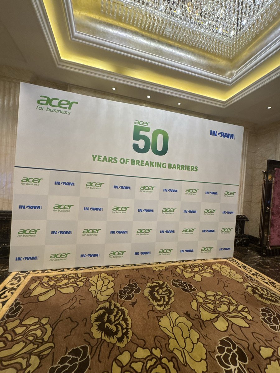 Utechcom tweet picture