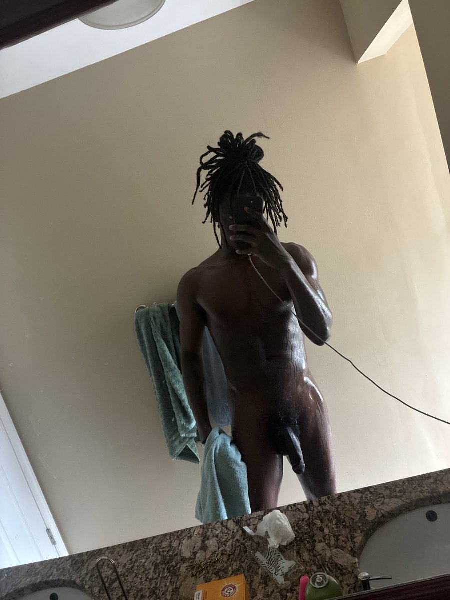 wildxxx__'s tweet photo. For my pinned: 
NSFW
BI (female preference) 
Hung 10”
Flirty and Handsome https://t.co/x6DfBfrrJB