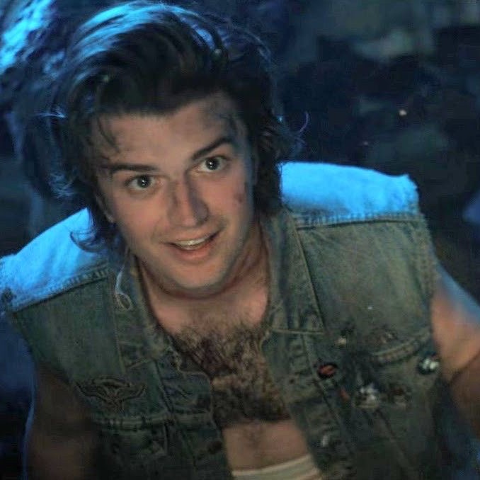 DJOLLANOV's tweet photo. genuinely god bless whoever curated steve harrington’s wardrobe throughout stranger things because they were just blatantly slutting that man out and i’ll forever be grateful https://t.co/QherOpbEQB