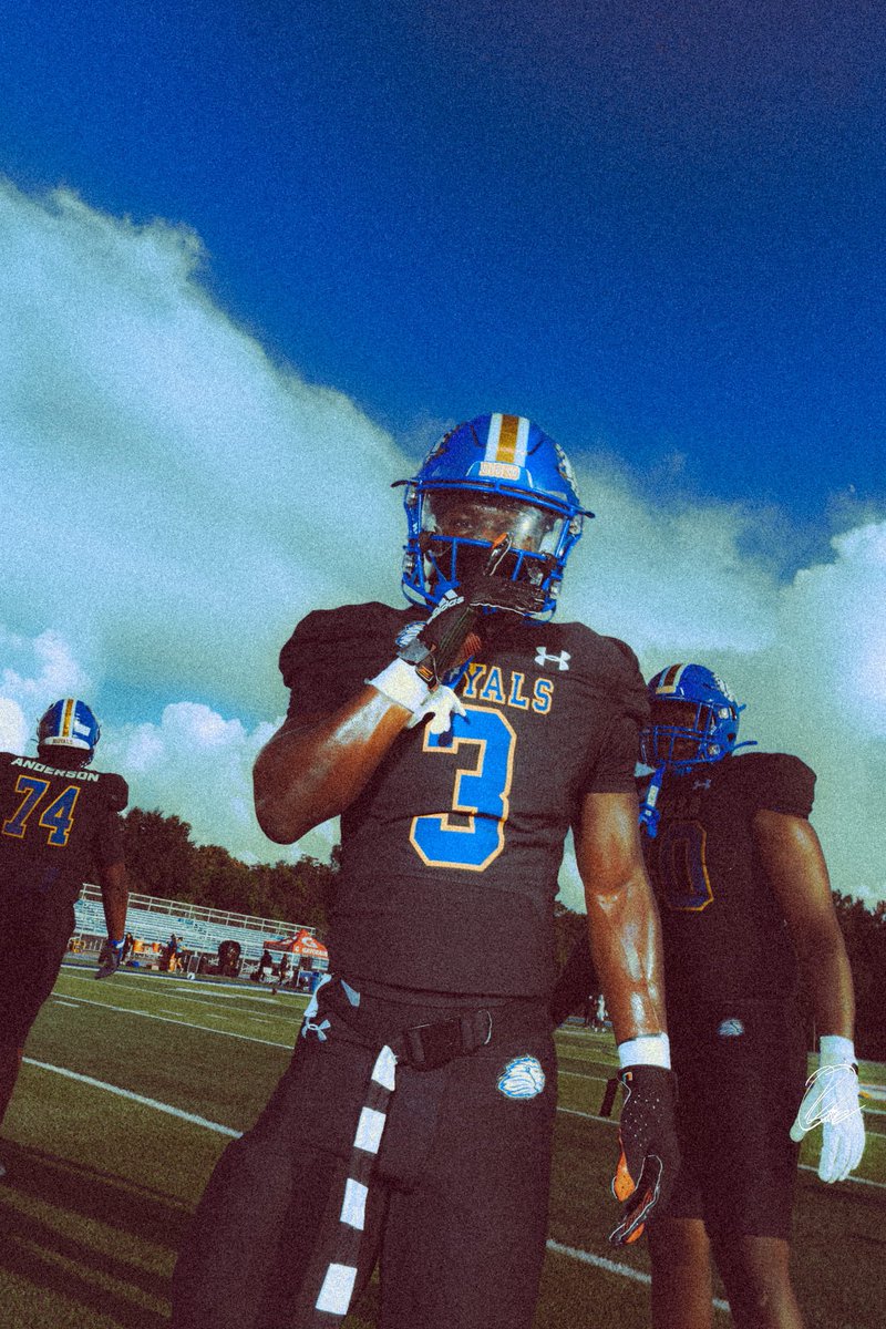 Royals__FB's tweet photo. Nonstop ๐ฆ๐๐
@Quez_2shifty3
@anthonywoodsqb1
@jaylenjohnson_8
@starsilla0
@ky_fils2
@kylerpriester9
#B4B
#PTBD https://t.co/G3s52jxJaq
