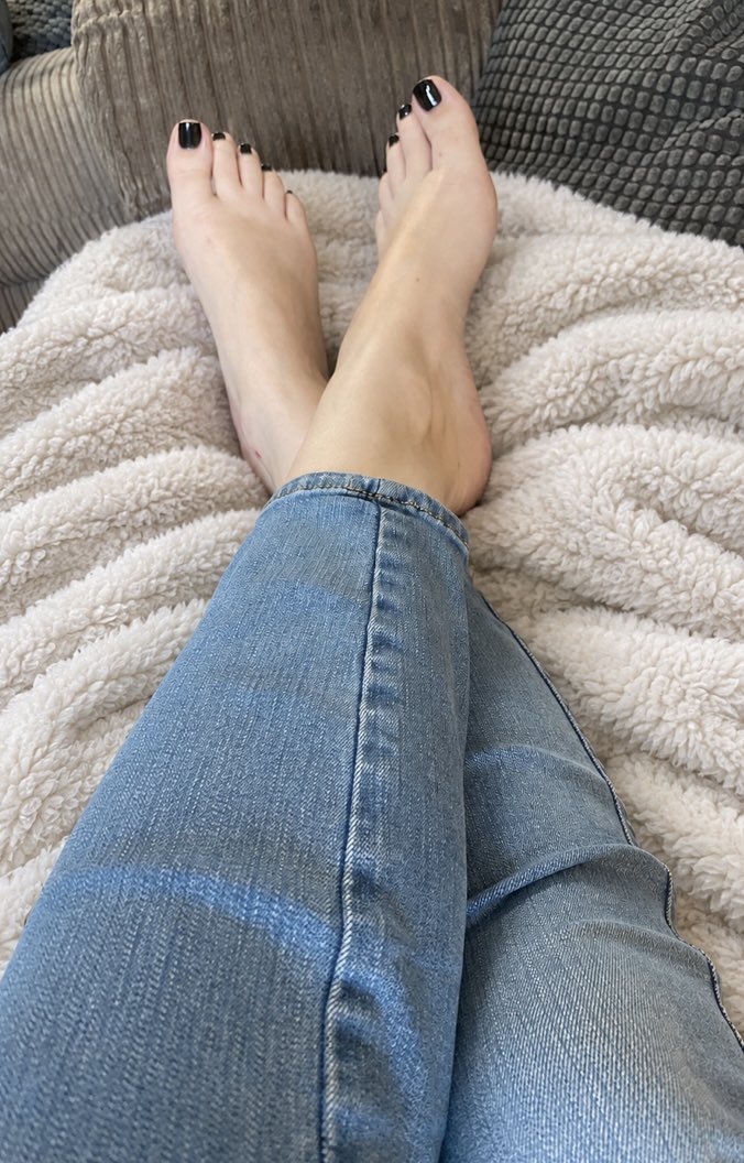 prinmaisie tweet picture