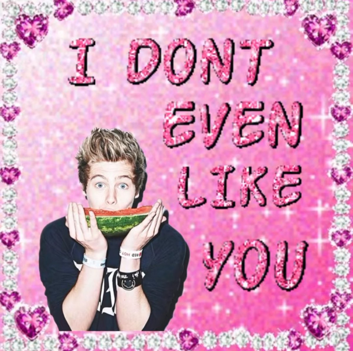 sabbyirwin's tweet photo. Them starting off a song with “I dont even like you” actually makes me giggle a bit https://t.co/4ZuoXWzSib