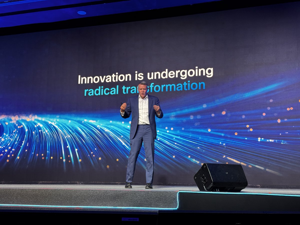Enfasys's tweet photo. 🚀 En Cisco Connect 2026 se presentó la hoja de ruta para la #infraestructura tecnológica en Latam. La #EraAgéntica exige redes preparadas para #IA y una convergencia total entre conectividad y ciberseguridad, abriendo una oportunidad estratégica.

🔗 https://t.co/KbVuAoFzVH https://t.co/uU9Haadvcv