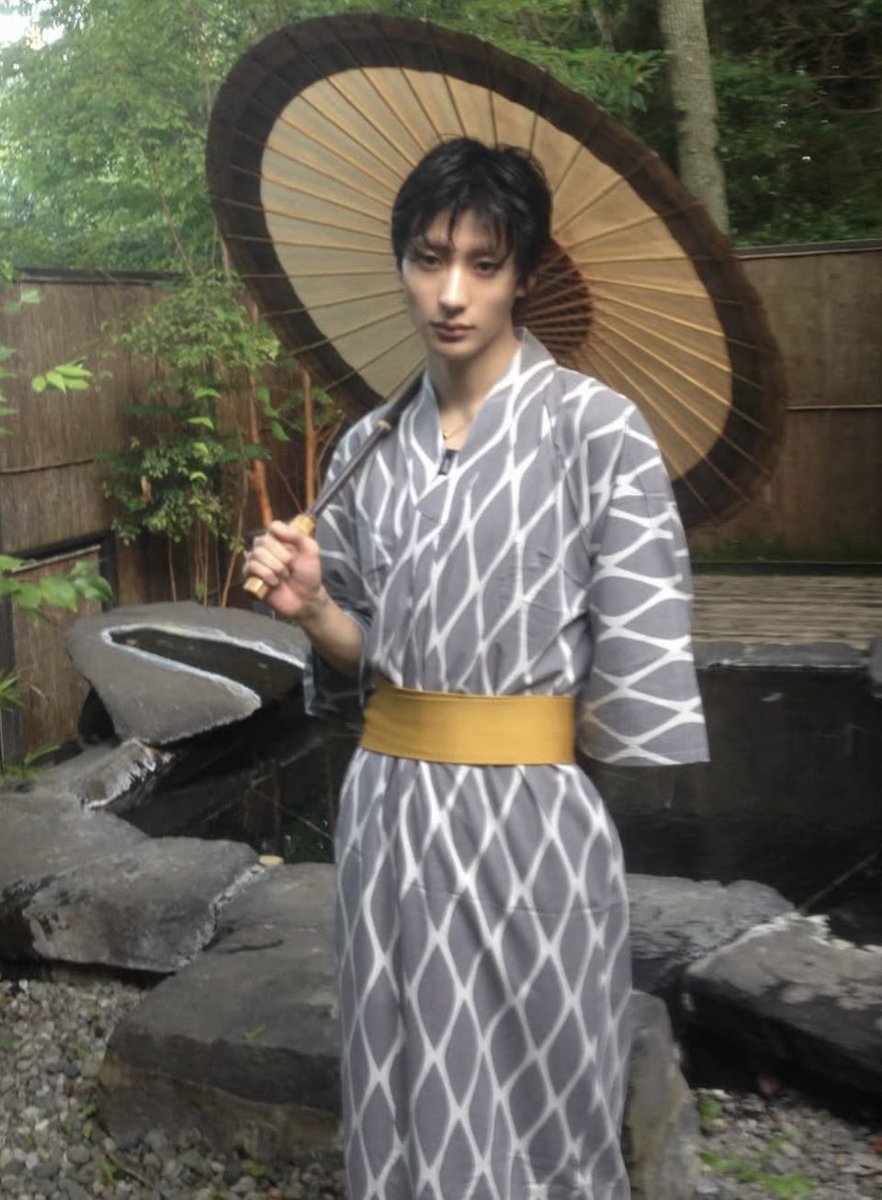 zzarachnl's tweet photo. these japanese pornstars are seducing me STOPP https://t.co/2W0UzBhHdf