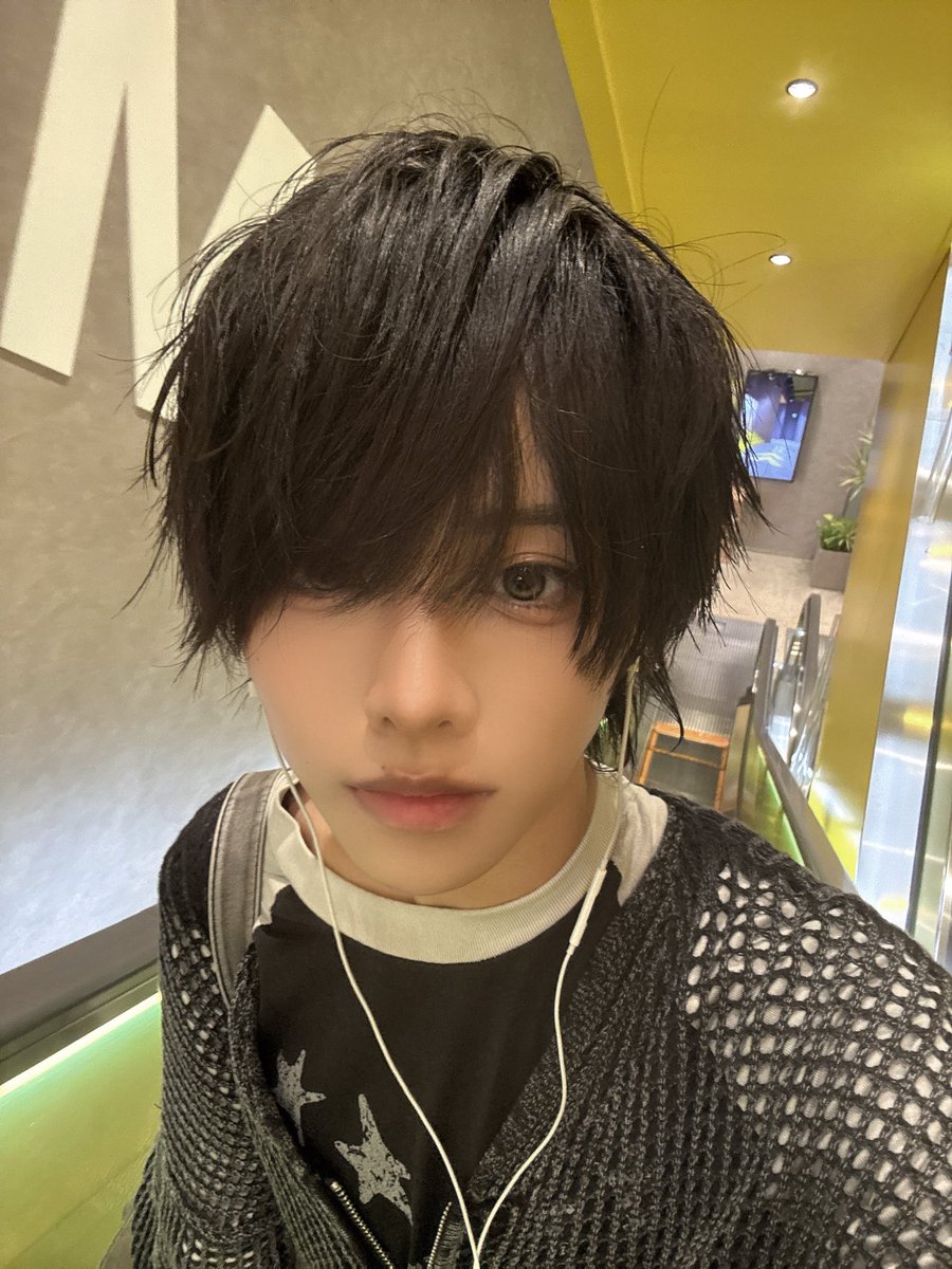 yuna_adamth's tweet photo. 美容室帰りのひと https://t.co/EjUJVkAfVo