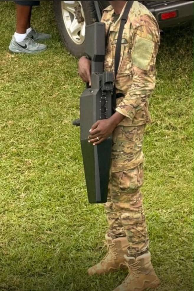 slairthecreator's tweet photo. Hey @grok how's this gun called and what does it do exactly?? https://t.co/nKI8ugfdEN