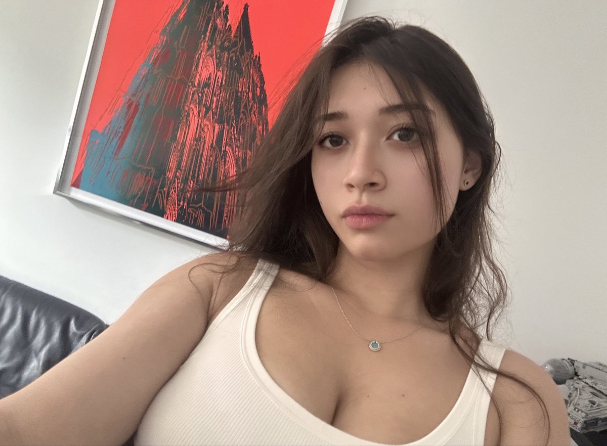 FrogPogs's tweet photo. Bit sick.. wish me well.. 🥺 https://t.co/iYgchrp64Q