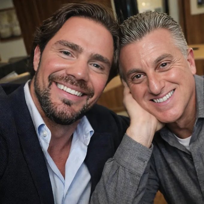 _dilmadebochada's tweet photo. LOUCURA LOUCURA: Mensagens da PF revelam que Luciano Huck foi sócio, amigo e conselheiro de Daniel Vorcaro a globo vai noticiar o envolvimento ou vai se fazer de morta, Malu Gaspar cadê sua voz https://t.co/rPaiGNzYwb