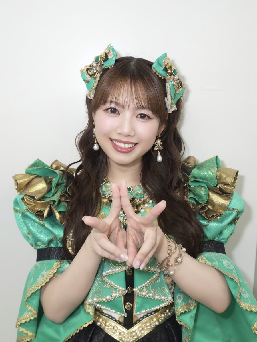 sendenbu_staff's tweet photo. 大盛りハッピー🌟リリースイベントinららぽーと豊洲ありがとうございました💚久しぶりのとき宣の聖地でのライブ✨雨の中たくさんの宣伝部員さんが来てくれて嬉しかったです😭3曲とも最高の楽曲なので聴いてくれたみんなが大盛りハッピーになりますように🥰これからもハッピーをやまびこしあおうね🌟風邪ひかないでね💚(ひより💚)

#超とき宣 #大盛りハッピー