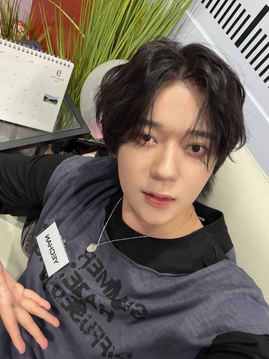 OmegaX_members's tweet photo. [#OX]

오랜만에 라디온어스😍

#OMEGA_X #오메가엑스
#예찬 #YECHAN https://t.co/3Kh3U6URZu