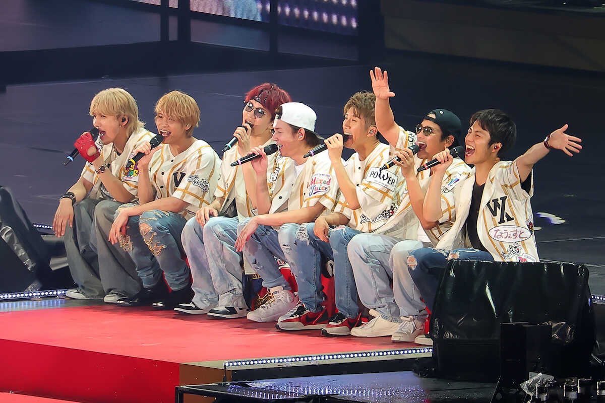 yokko3624's tweet photo. 約10年。私の最大の推しとしてめちゃくちゃ追いかけた🌈
心の拠り所でありいつだって寄り添ってくれた。
人生の一部にWEST.がいてくれたこと。
言葉では言い尽くせないことばかり。
愛してる❤️🧡💛💚💙💜🩷
私の中でWEST.は永遠です🌈
ありがとう✨
推せてめっちゃくちゃ幸せでした💖

#WEST. https://t.co/5u32Qucehx