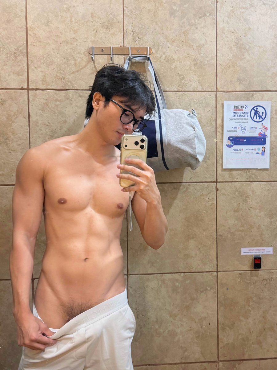 oliverpancakess's tweet photo. cum gutters https://t.co/GMrciO10N3