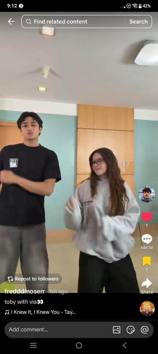 IpreP00's tweet photo. Tony and Via nahhh first titkok together 🤩

#fredmoser
#krystalmejes

Check out fredddmoserr's video! #TikTok https://t.co/SflA1fZcLA https://t.co/ZsYoaIWtRt