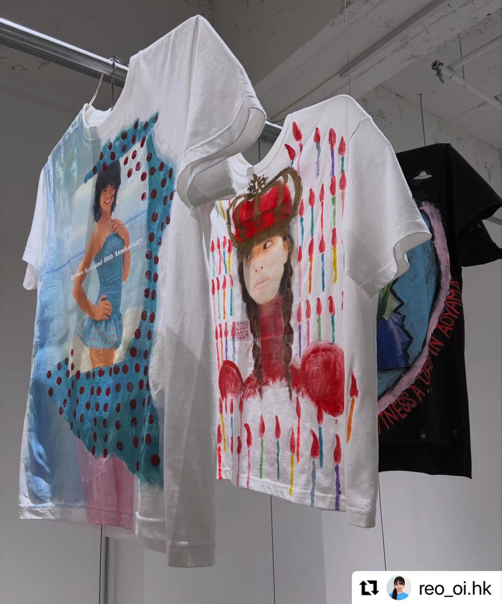 reo_oi_'s tweet photo. パパに教えてもらって、小泉今日子さんとエドツワキさんのイベント「ONCE ON - KK ON STAGE, Ed ON TEE -」へ📷✨

かっこよくて魅力的な今日子さんにぴったりの、素敵な展示でした🫶

#ONCEON #小泉今日子 さん  #エドツワキ さん https://t.co/UNOw2f0qbv