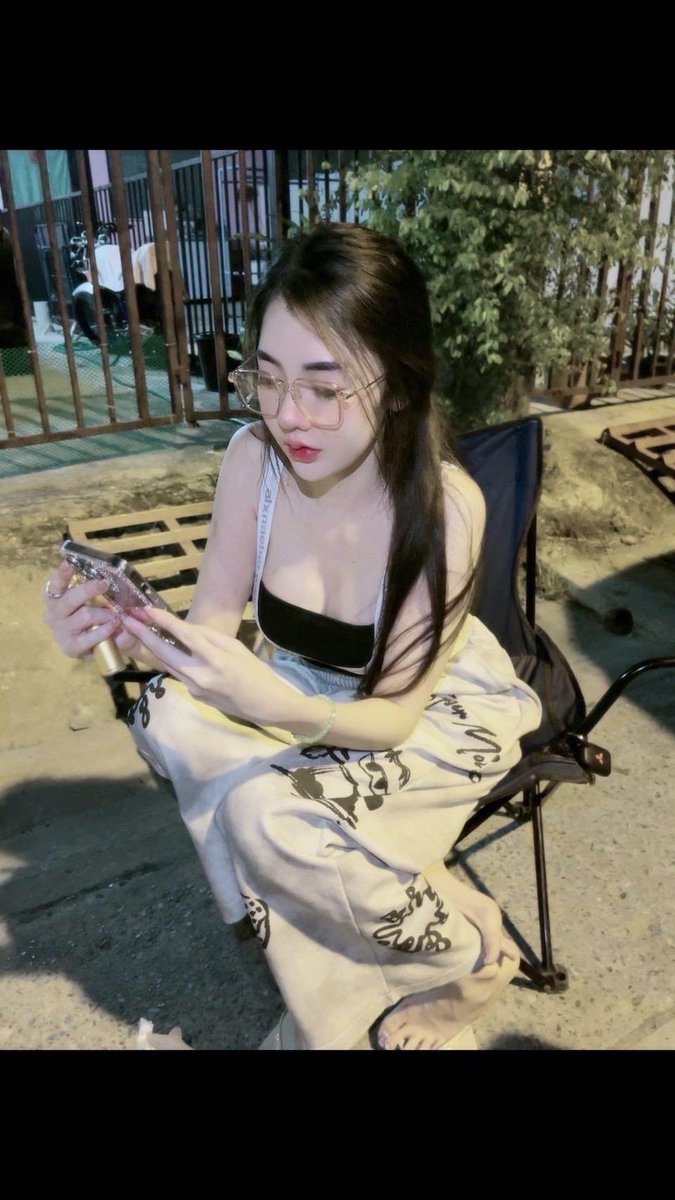 JuliaWindam's tweet photo. 🍏โจทย์รถวิ่งด้วยความเร็ว 30 m/sเวลา 5 วินาที ระยะทางเท่าไหร่🍏🍏

 𝐋𝐈𝐍𝐄🆔 ss31dd
🌸เจอจ่ายจบ 🌸
𓂃˖𓍯𓂃🩷⋆𓂃˖𓍯𓂃

#รับงานระยอง รับงานระยอง
#รับงานลพบุรี รับงานลพบุรี
#รับงานพิษณุโลก รับงานพิษณุโลก
#รับงานอุบลราชธานี รับงานอบุลราชธานี
#รับงานฉะเชิงเทรา รับงานฉะเชิงเทรา https://t.co/98AbVrkXGt