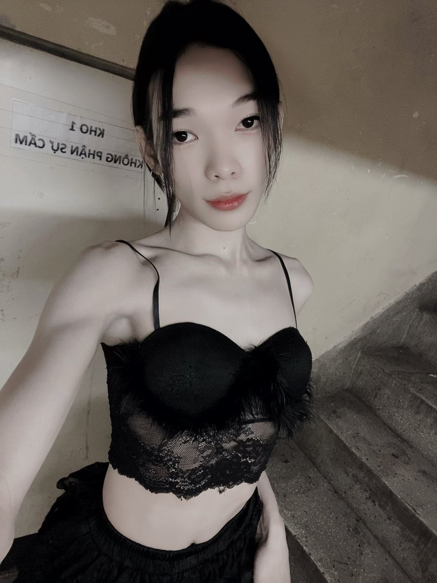 bebocute84's tweet photo. ai dâm ib https://t.co/qHbLx2o6ak