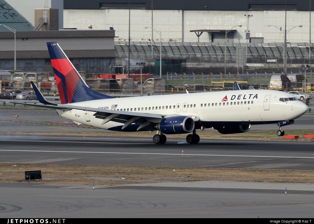 dgaviacion_'s tweet photo. 🇺🇸🇻🇪: Delta Air Lines confirma su interés en regresar a Venezuela.

Durante la Cumbre de Líderes de Aerolíneas de CAPA para América Latina y el Caribe, celebrada en Ciudad de Panamá, Alex Antilla, vicepresidente de Delta para América Latina y el Caribe, afirmó que el mercado ofrecía un importante potencial a largo plazo, si bien los recientes daños causados por el terremoto habían retrasado el progreso.

“En Delta tenemos muchos planes para operar en Venezuela. Obviamente, se están ultimando los detalles, y el terremoto solo retrasó un poco las cosas, pero será un mercado importante para la industria en el futuro”, afirmó.

Info via al medio (@AviationWeek).