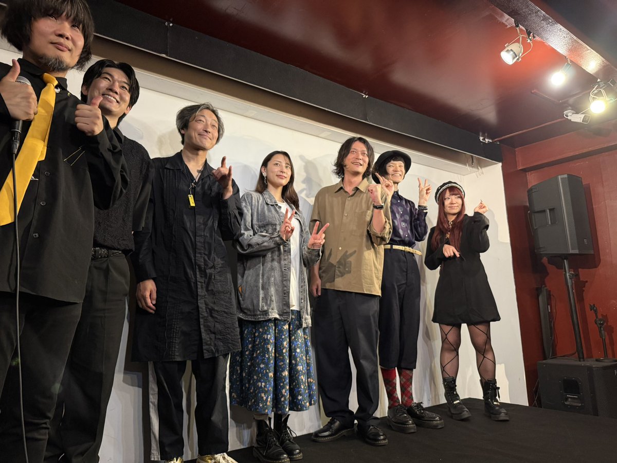 SpaceOnigirGame's tweet photo. #神はノイズに宿る

試写会にお邪魔しました！
熱くて切なくて笑えて、90分があっという間に感じる映画でした！
公開が楽しみ😆

神楽鈴の徘徊者が出演させて頂いてます！ https://t.co/cQuB9DYHZz