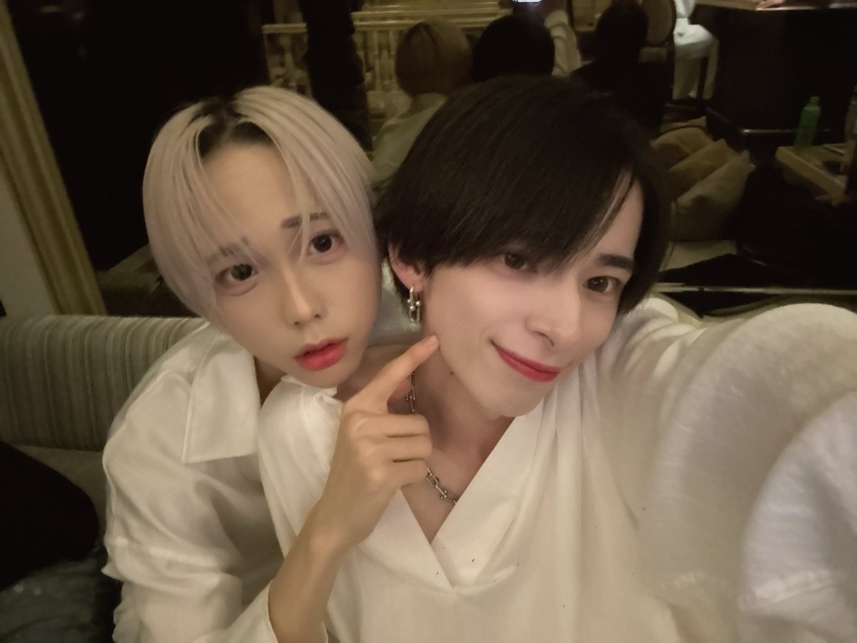 neo_sho_'s tweet photo. 『普通じゃない恋だとしても君とならいいんだ」
#オレ主人公 https://t.co/lEOIYKNXxq