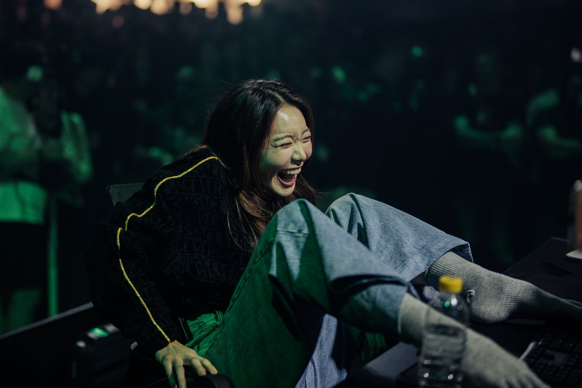 joinfrontier's tweet photo. BREAKING: The Korea final is set 🇰🇷

Jadoodoo vs Saewoo, with the title on the line

Ethan Prosper's coin flip luck ran out after an early drawdown

Honyang fought to the end but came up short https://t.co/NQyzmPsR95
