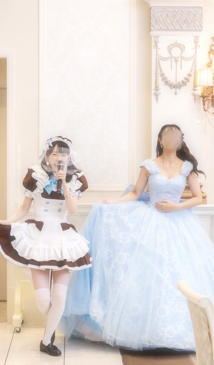 mildia17's tweet photo. すぃちゃんに「結婚式きてほしいな...」と言ったら前例がないところから妖精さんに提案してくれて、式場で一緒にあいこめを踊る夢を叶えてくれたすぃちゃんには一生をかけて感謝してもしきれません https://t.co/FoQzhFdkVT