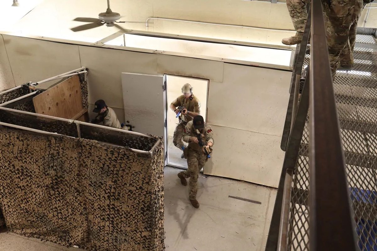 Commando_Ops tweet picture