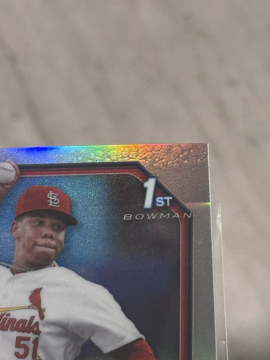 DeezCards87's tweet photo. @thehollylin1 This is how they sent my redemption… now I have to wait months for a defect claim… thanks @Topps ! Also sell the hockey, you want his young gun rookie and ppl are dropping up to 200 on that MVP redemption https://t.co/muC5Xa2dfN