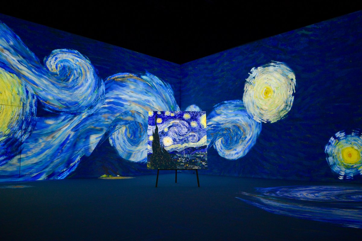 HullZurich's tweet photo. Art History trip to the Vincent van Gogh exhibition: VINCENT – Between Madness and Wonder. #hullsschoolofficial #ArtHistory #VincentVanGogh #VanGoghImmersive #ImmersiveArt #VINCENTBetweenMadnessAndWonder #VINCENTZwischenWahnUndWunder #LichthalleMAAG #Zürich https://t.co/oGedUGrqsA