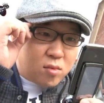 wckdsnckbr's tweet photo. 이개뭐지...? https://t.co/Ypg5U2KogF