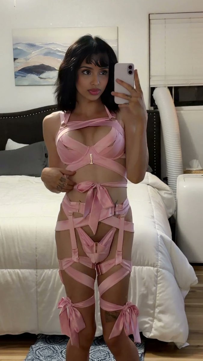 Zakyabx's tweet photo. #trans #gay #bi #fem #twink #lgbtq https://t.co/R7OcFUkzwo