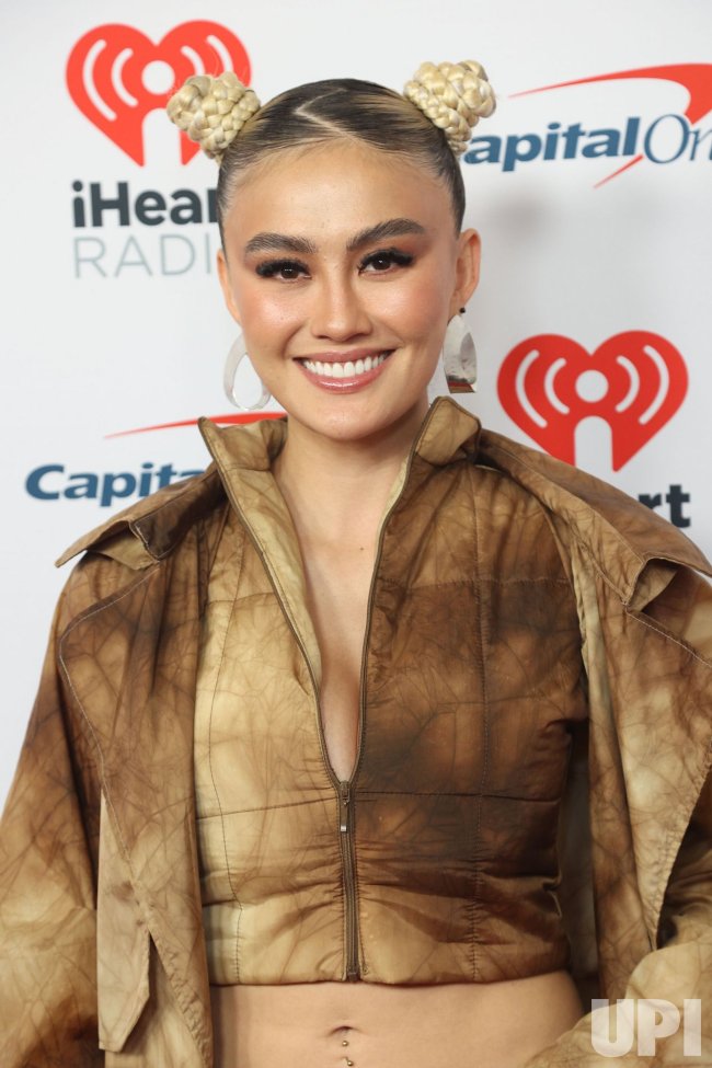 Burn0321's tweet photo. Agnez Mo ❤️❤️❤️ https://t.co/qnRMmEOL4A