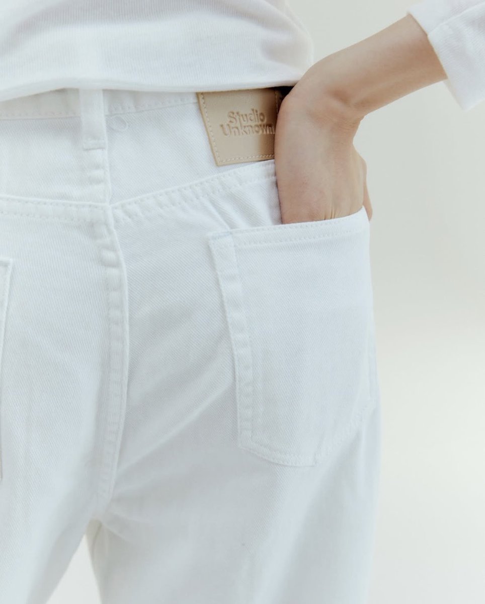 iamnotperfctgal's tweet photo. Benn Straight Jeans 
Size S 600  (used once) from 1590
มีตำหนิ รอยจุด ซักออกค่า

#studiounknownbkk #studiounknownส่งต่อ #mvbkkส่งต่อ #imnotamorningpersonส่งต่อ #ส่งต่อbenabaker #ส่งต่อrushofficial #ส่งต่อmalimays https://t.co/o2kqjXFFnr