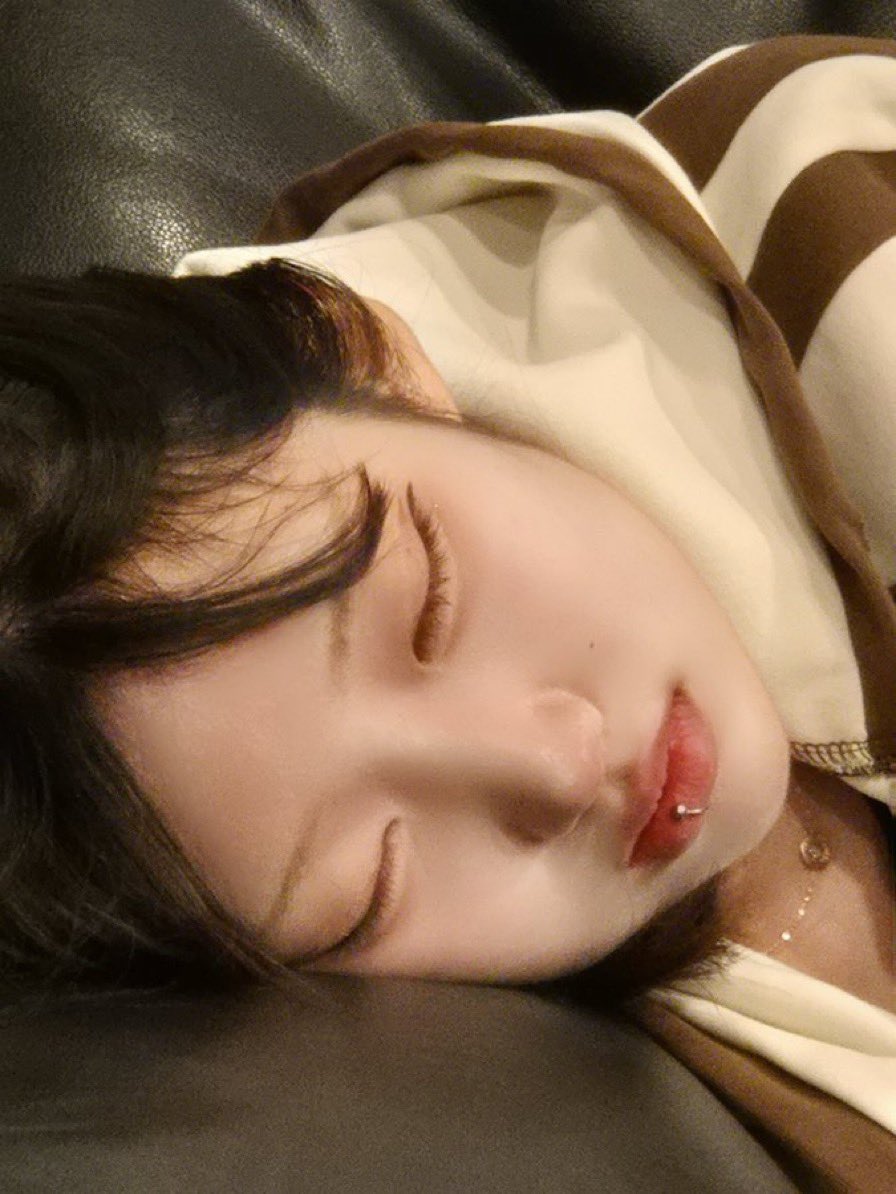 Bo_M0905's tweet photo. 보고시풍이에요 https://t.co/4gE94Eqneu