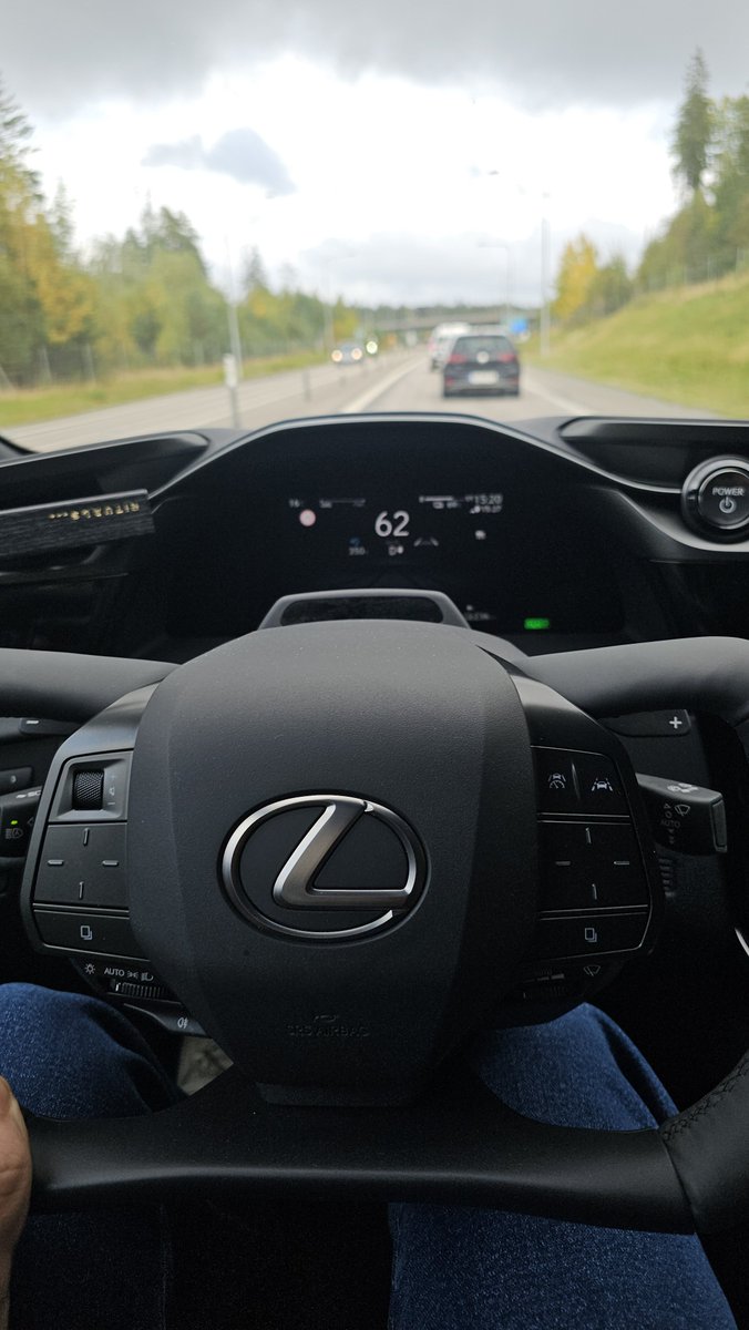 SugaryPoleCat's tweet photo. You'll never guess what Ive got to drive today ... https://t.co/swBCIz2Ena