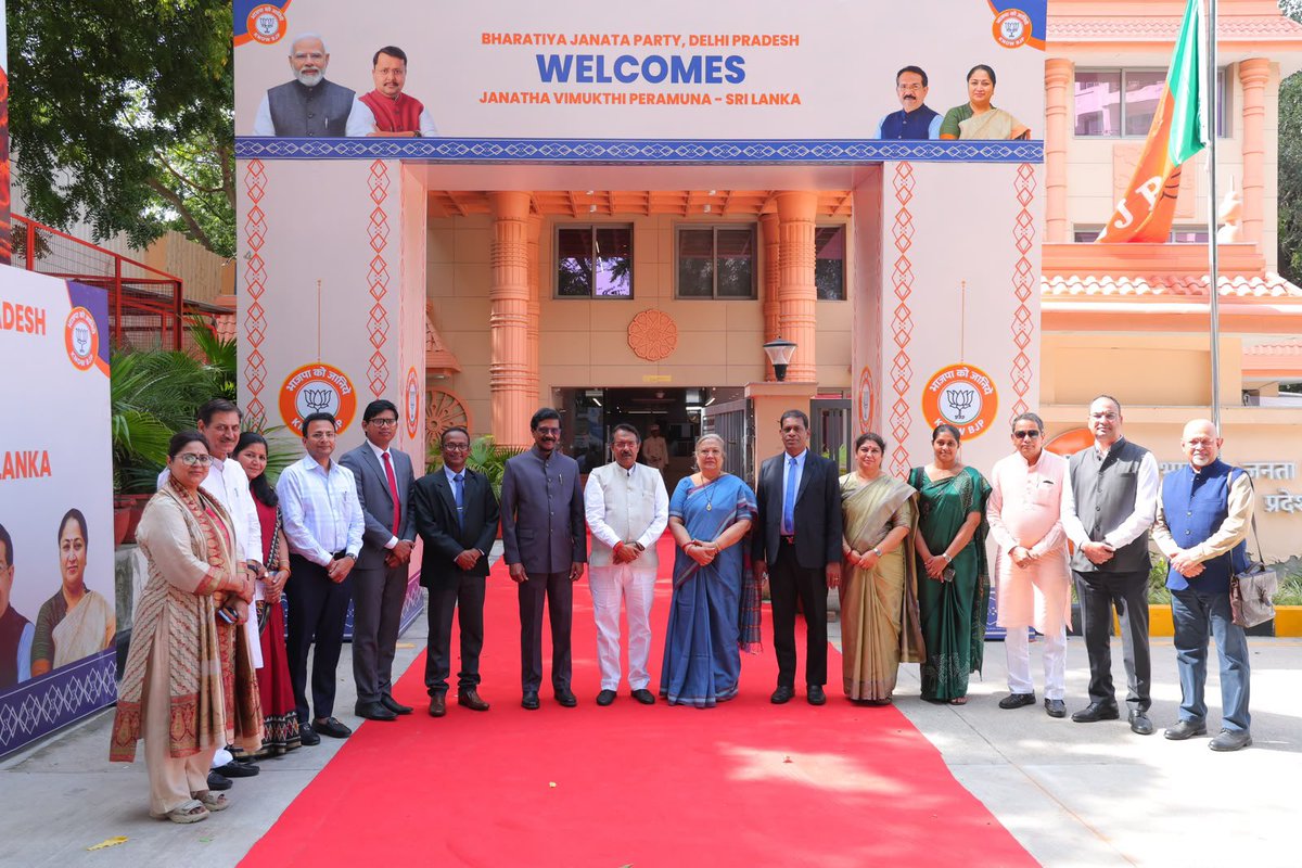DarshanaJardosh's tweet photo. Under the BJP’s “Know BJP” initiative, I was pleased to welcome the delegation of Sri Lanka’s ruling Janatha Vimukthi Peramuna (JVP), led by Party General Secretary Shri M. Tilvin Silva ji, at the Delhi BJP office.

The delegation included Shri Chandrika Adhikari ji, Shri Abubakar Athambawa ji, Shri Kabilan Sundaramurthy ji and Ms. B.R.K. Madhubhashini ji. The interaction was joined by Delhi BJP President Shri @hdmalhotra ji, Organisation General Secretary Shri Pawan Rana ji, Shri Vishnu Mittal ji, Ms. @yogitasinghbjp ji, Shri Vijay Solanki ji and Ms. Richa Pandey ji, along with Shri @vijai63 ji, Shri Nakul Bhardwaj ji, Shri Praveen Shankar Kapoor ji and Shri Kailash Jain ji.

India and Sri Lanka share a timeless bond rooted in civilisation, culture and faith. Under the visionary leadership and sustained efforts of Hon’ble Prime Minister Shri @narendramodi ji, India-Sri Lanka relations have gained renewed momentum, with stronger cooperation in development, healthcare, energy, connectivity and people-to-people ties.

Such meaningful exchanges strengthen mutual understanding and reaffirm our shared commitment to democracy, development, public welfare and a stronger neighbourhood. 🇮🇳🇱🇰

@JVPNews