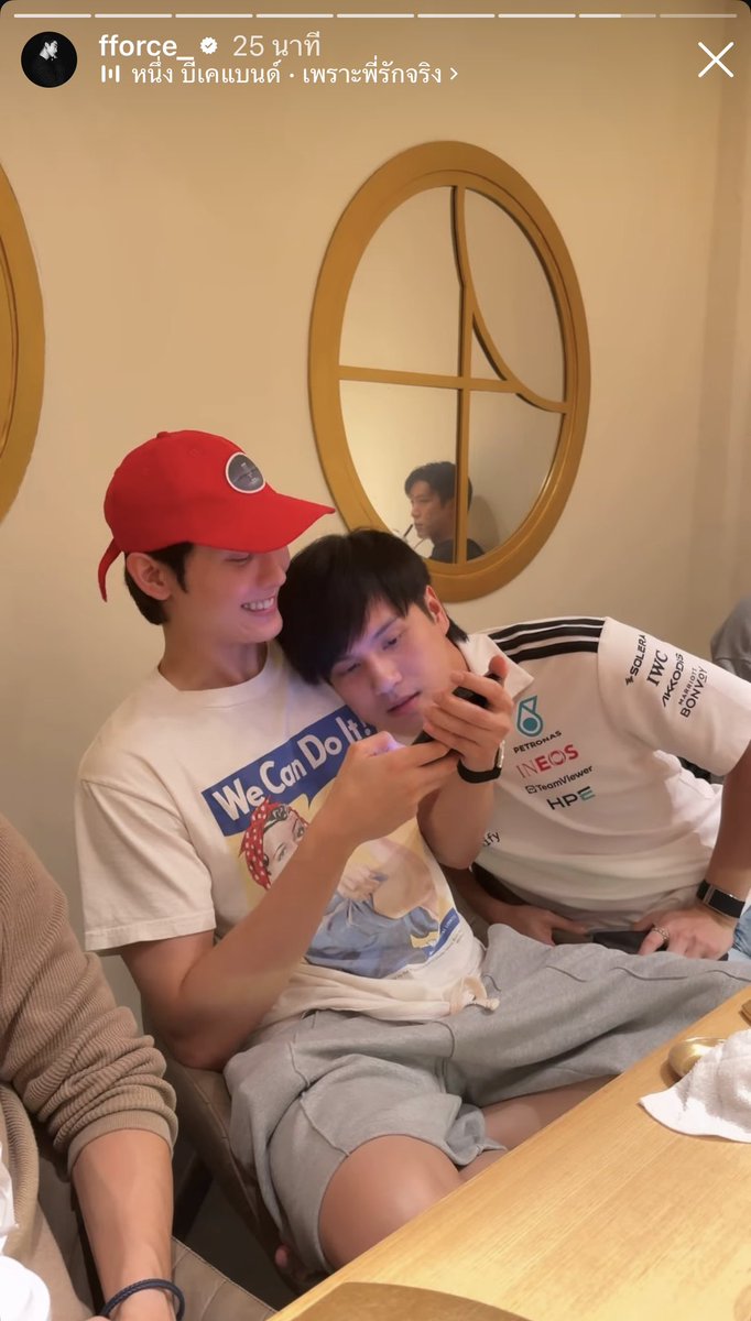 JnieeJn's tweet photo. มีคลิปมากมาย แต่ฟอสเลือกลงคลิปที่ขี้หึงทั้ง 2 แพลตฟอร์ม55555555 เลยยย ก็ขี้หึงมากอยู่555555555 https://t.co/LNlXVuxlyH