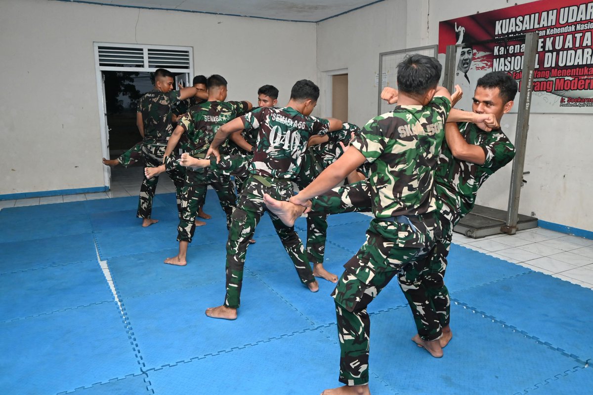 sugirisukani's tweet photo. Setiap Gerakan Menguji Ketangkasan, Prajurit Lanud SKI Laksanakan BDT https://t.co/eQKzBhsUNE