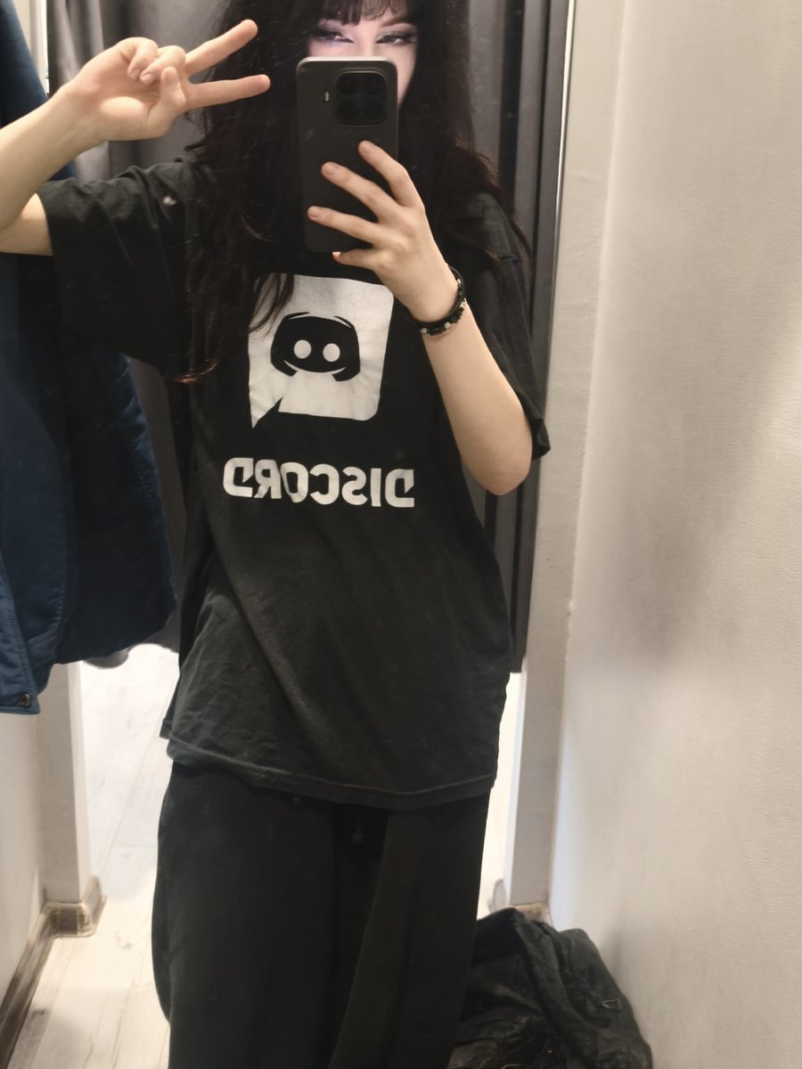 Madlenxoxo's tweet photo. Swag?? https://t.co/6uOUSqNL1N