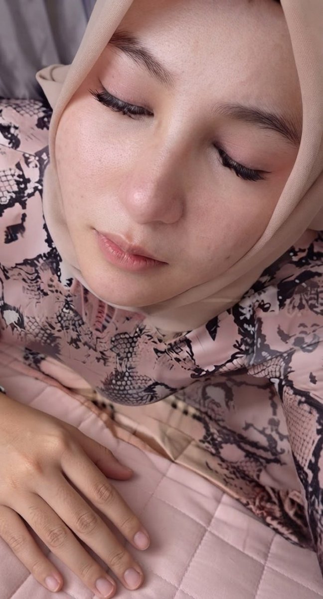 nesyilasyici's tweet photo. Pakai gaya baru yank

https://t.co/9ewJsTUmKm

https://t.co/oWRda76oX3 https://t.co/tZeiVW3scb