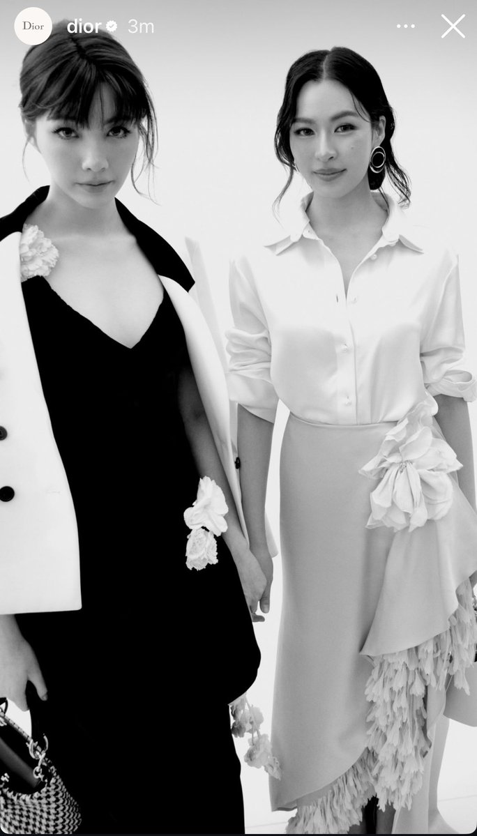 LingOrm_BH's tweet photo. One gorgeous moment, countless beautiful memories. Thank you, @Dior, for another unforgettable chapter with Lingling Kwong and Orm Kornnaphat at Dior Summer 2027. 💜

Cr. story ig : dior 

#LinglingKwong #OrmKornnaphat
#LingOrmDiorSummer27 #LingOrm
#Dior #DiorSummer27 #PFW https://t.co/UqbXRwNqVj