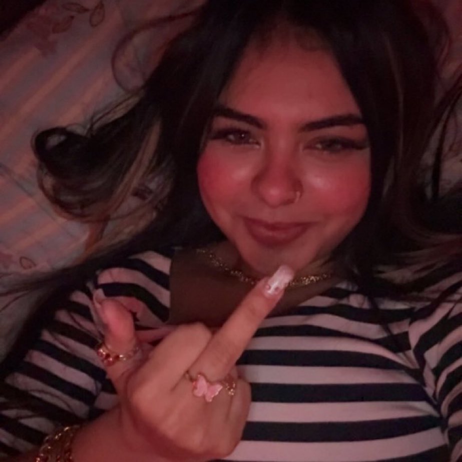 baddies2c's tweet photo. kenzy 👀 https://t.co/Q85LPgSiME