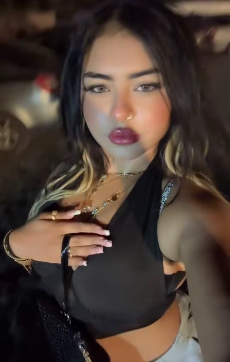 baddies2c's tweet photo. kenzy 👀 https://t.co/Q85LPgSiME