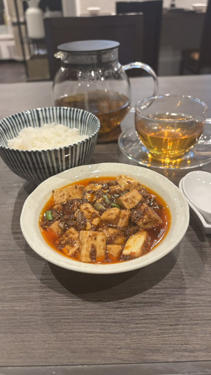 yumichanlog's tweet photo. 📍 チャイニーズレストラン ゆあさ
神保町駅から徒歩1分の創作中華レストラン🥂ふかひれ専門店『筑紫樓』や小籠包が名物の『ジョーズシャンハイニューヨーク銀座店』で料理長を歴任し、ホテルでの研鑽も重ねた湯浅博司シェフが、地元・神田で独立してオープン！旨みをたっぷり感じるコース構成👍 #PR https://t.co/GtT8lmz4TR
