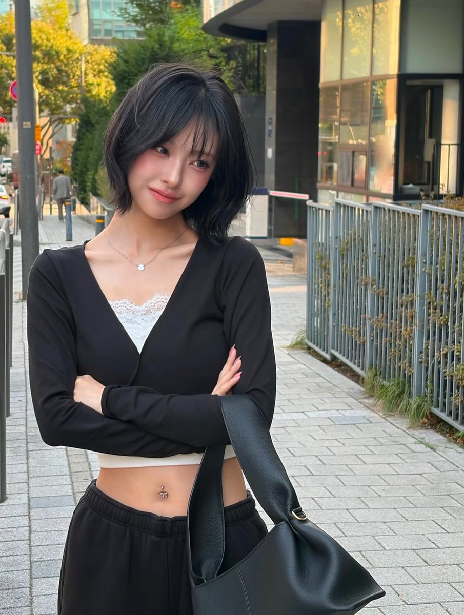 minchonago_77's tweet photo. なごちゃんビジュやばいな
美人すぎる😭 https://t.co/iAC2LKiEeO